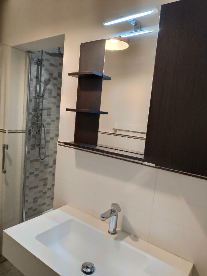 Casadei Guest House Stazione Болонья Экстерьер фото