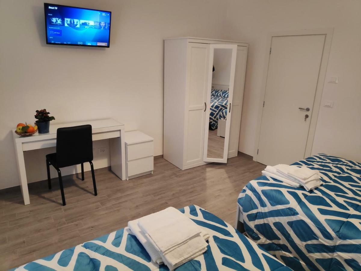 Casadei Guest House Stazione Болонья Экстерьер фото